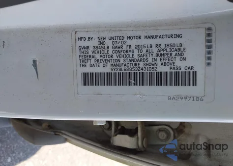 2003 Pontiac Vibe z USA, uszkodzony, nr VIN 5Y2SL62853Z431052